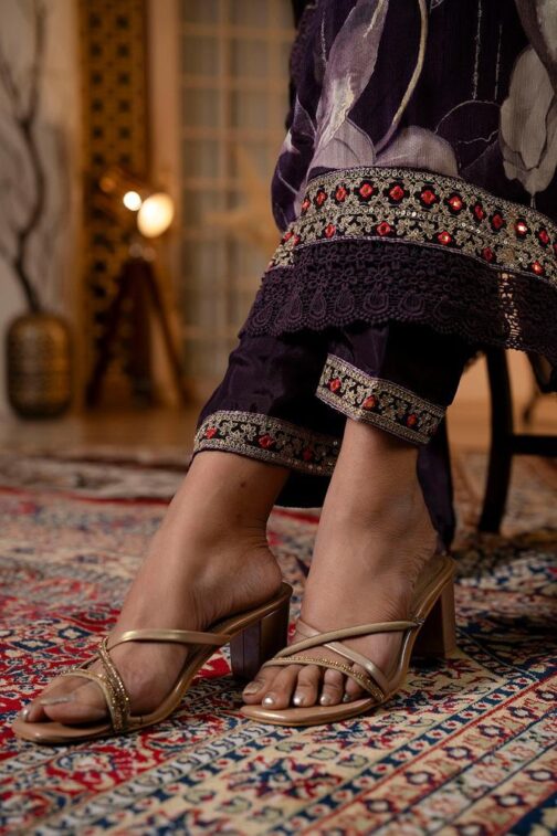 Beautiful Floral Nyra Kurti Set - Image 14