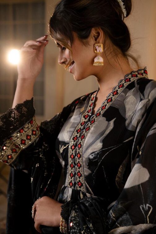 Beautiful Floral Nyra Kurti Set - Image 18