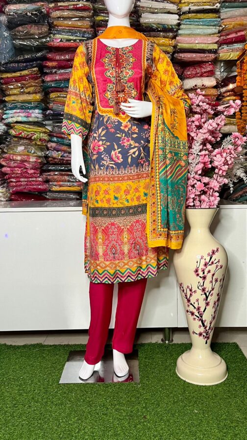 Beautiful Muslin Suit Set - Image 2