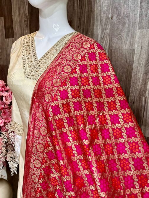 Beautiful Silk Fabric Suit Set - Image 4