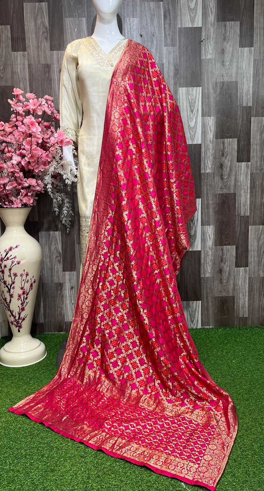 Beautiful Silk Fabric Suit Set