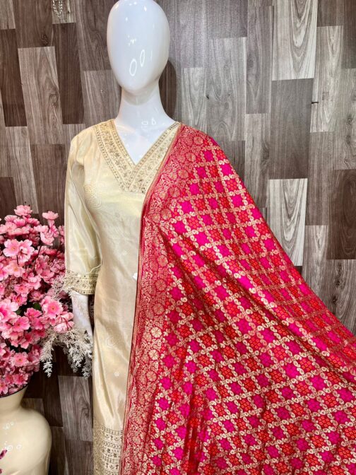 Beautiful Silk Fabric Suit Set - Image 3