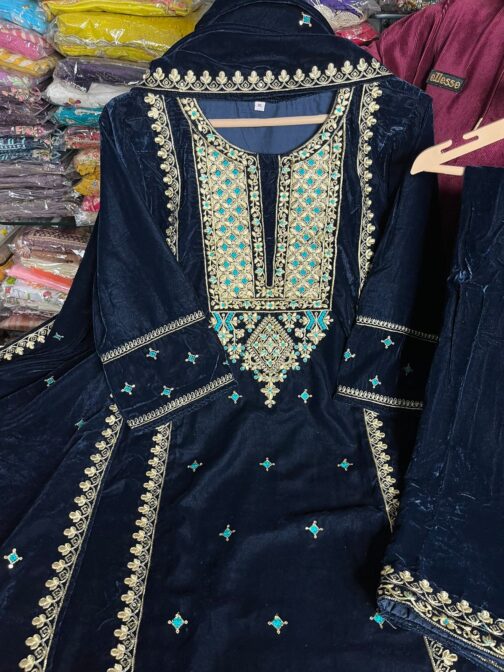 Beautiful Pakistani Suit With Embroidery - Image 5