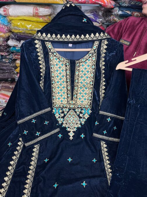 Beautiful Pakistani Suit With Embroidery - Image 6