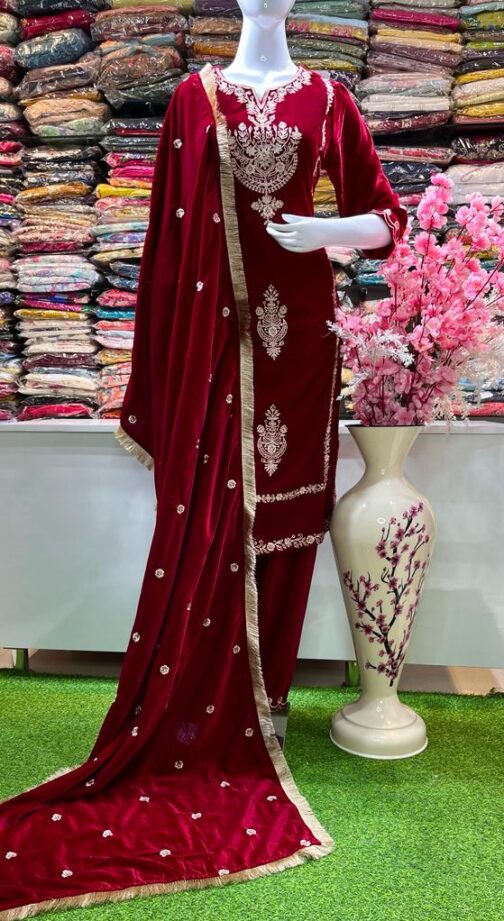 Beautiful Heavy Velvet Pakistani Suit