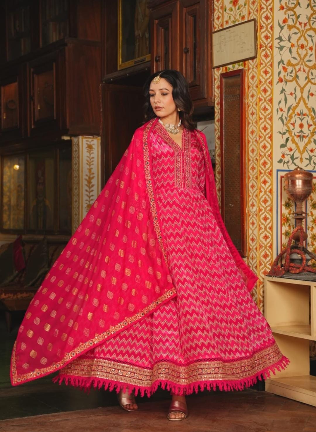 Beautiful Flair Anarkali Kurti Set - Image 3