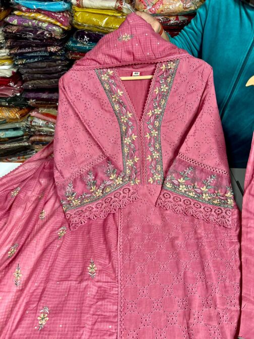 Designer Pakistani Kurti Set - Image 4