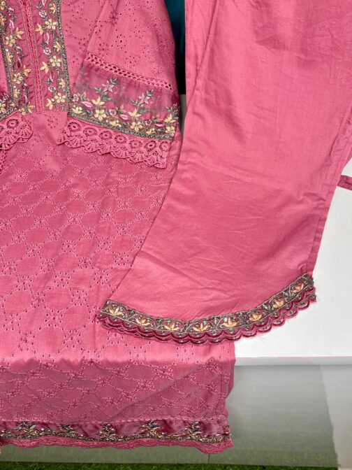 Designer Pakistani Kurti Set - Image 5