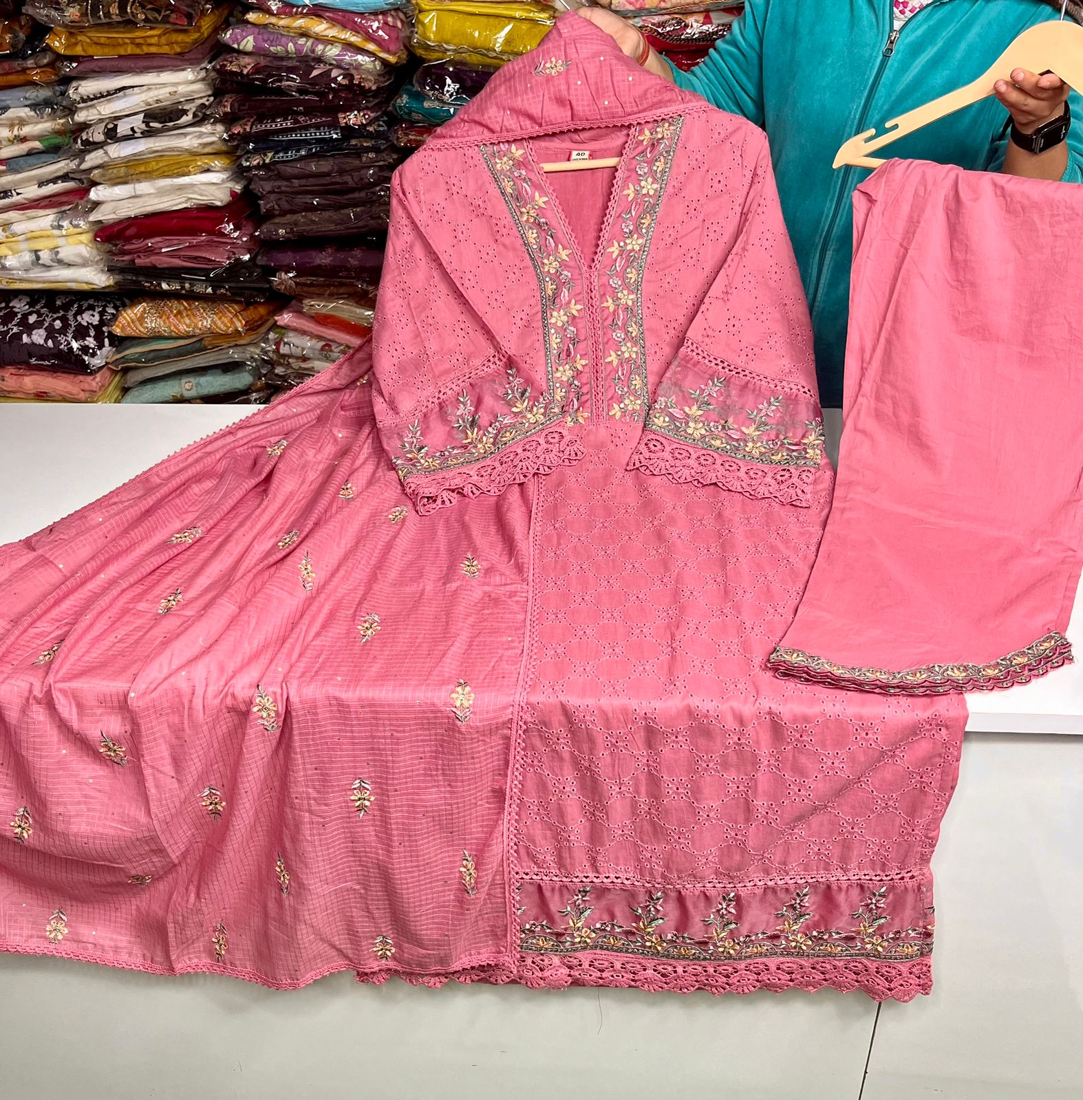 Designer Pakistani Kurti Set