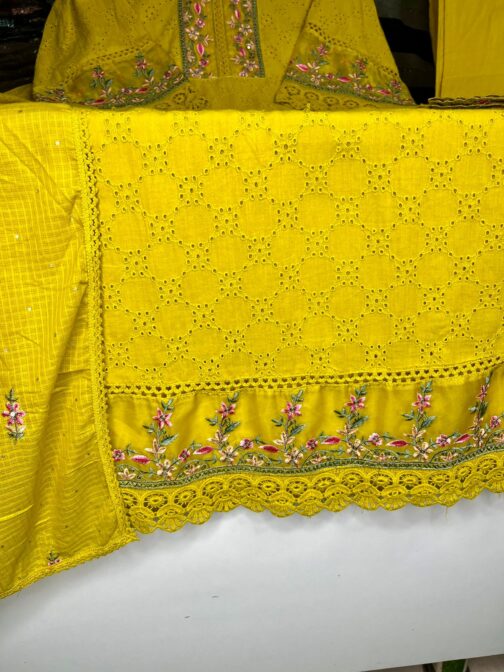 Designer Pakistani Kurti Set - Image 6