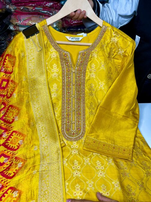 Designer Salwar Kameez - Image 4