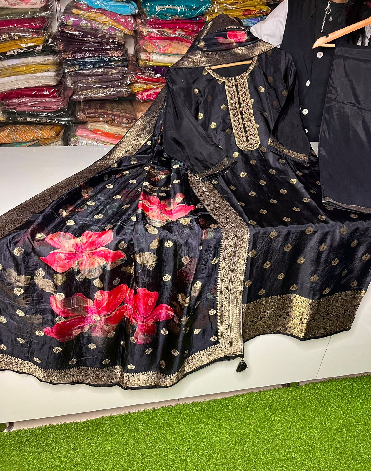 Beautiful Silk Suit With Embroidery - Image 4