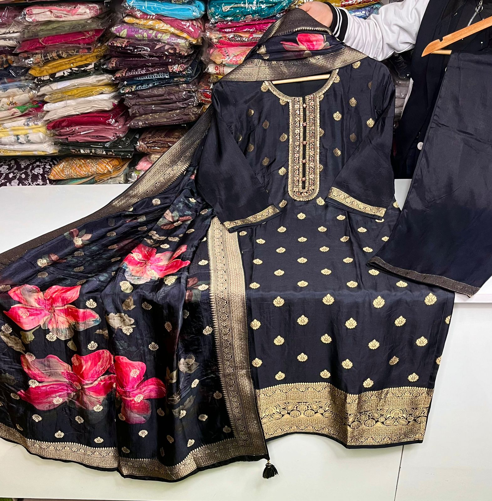 Beautiful Silk Suit With Embroidery - Image 2