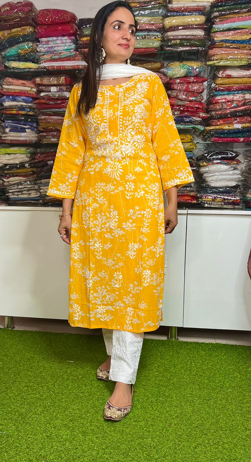Beautiful Cotton Chikankari Kurti