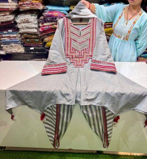 Designer Dhoti Coord With Dupatta - Image 5