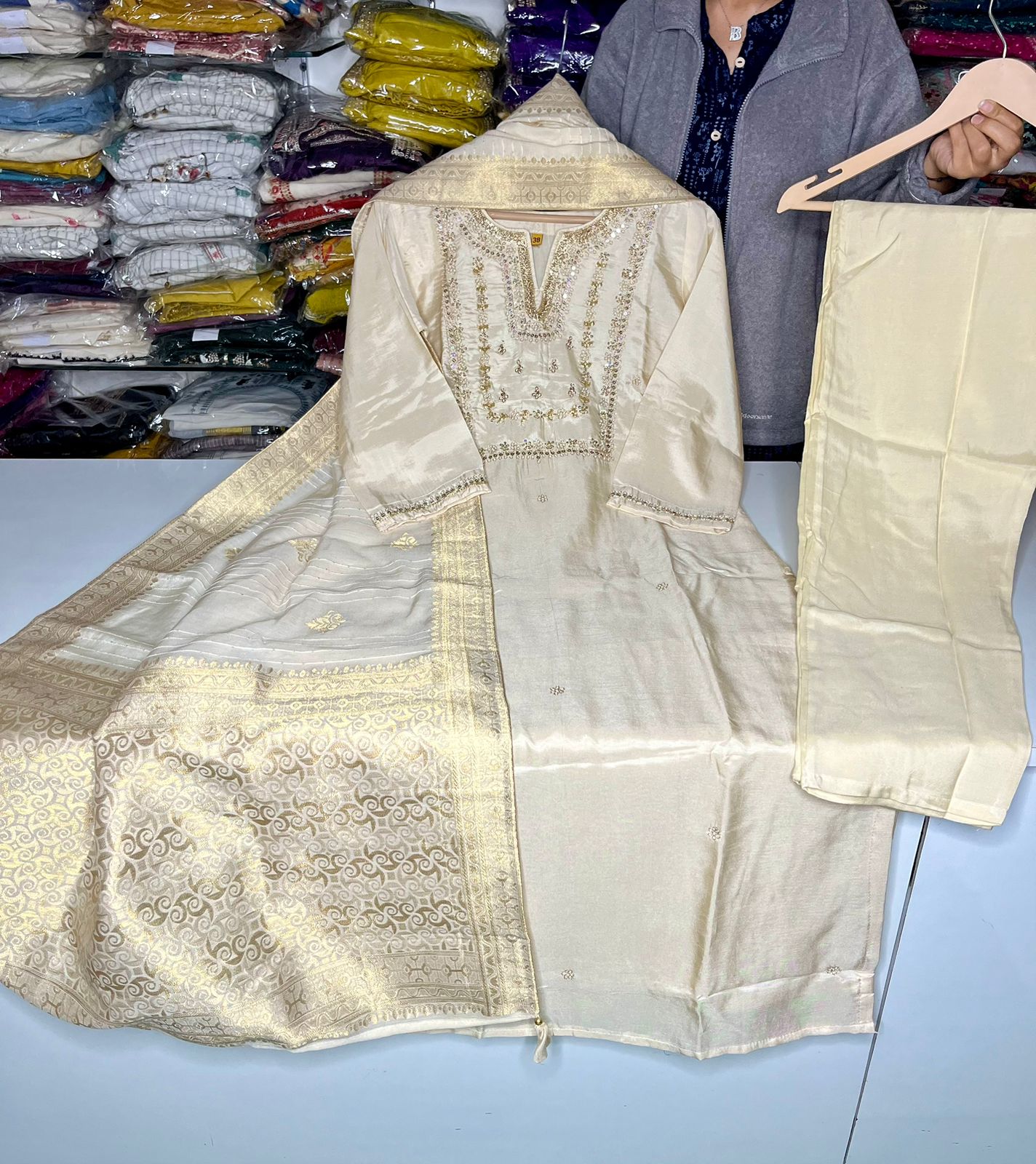 Silk Suit set - Image 2