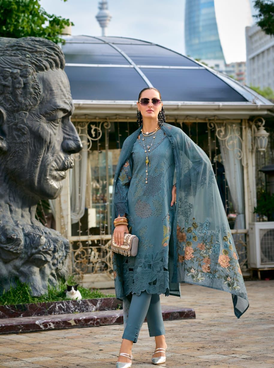 Designer Pakistani Suit