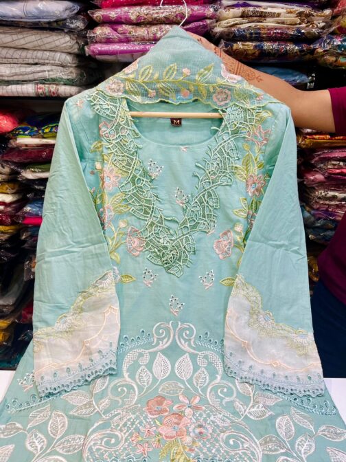 Designer Pakistani Suit