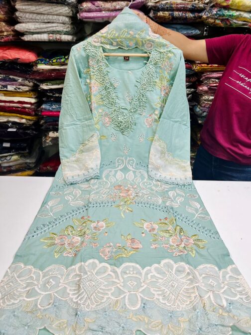 Designer Pakistani Suit