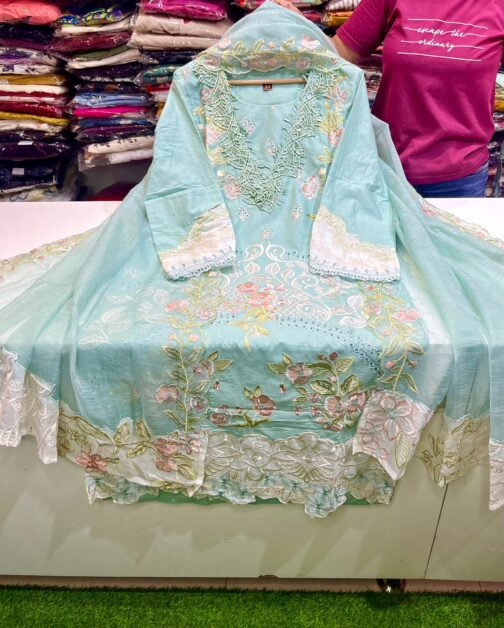Designer Pakistani Suit