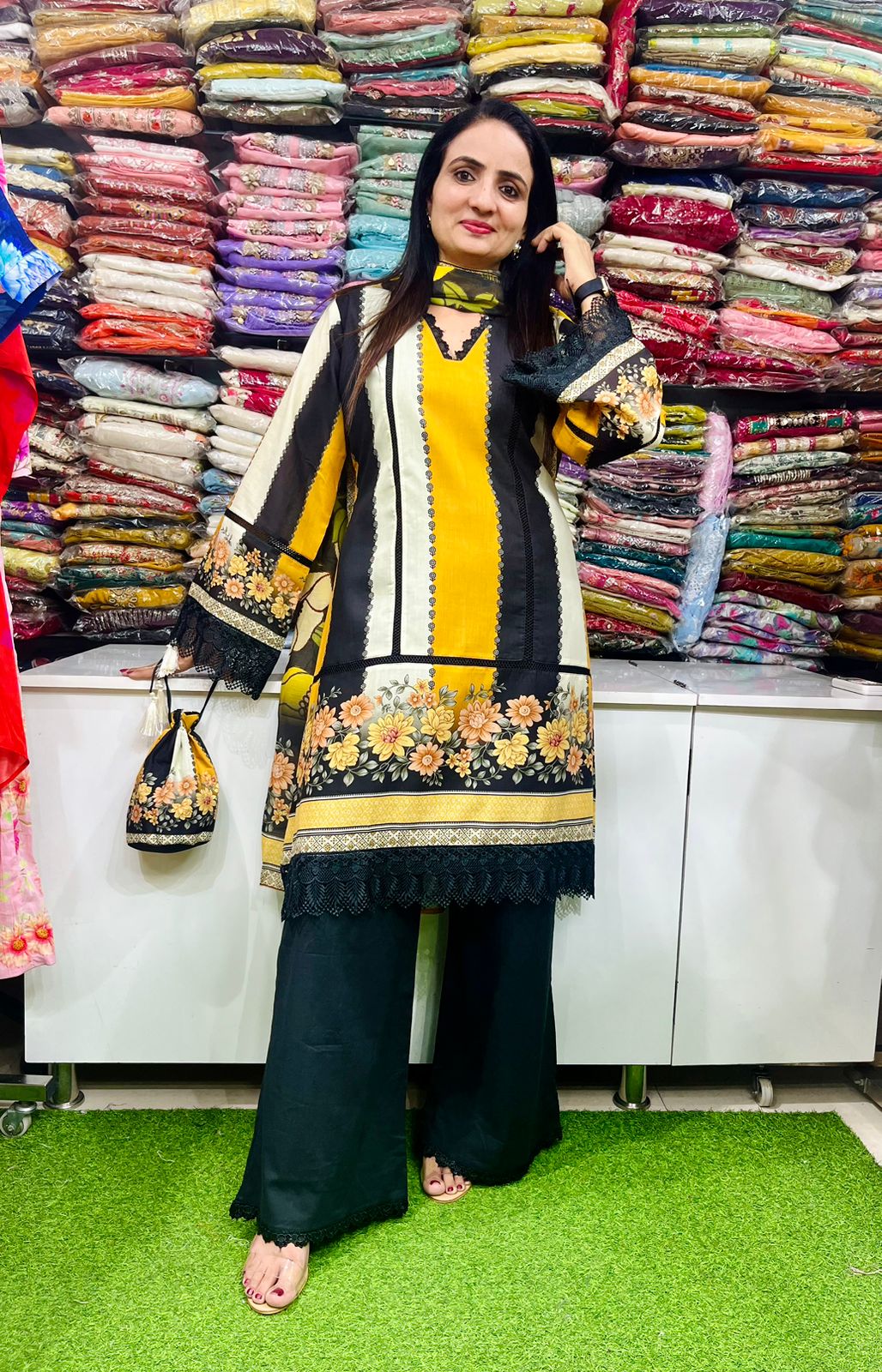 Designer Pakistani Suit Set