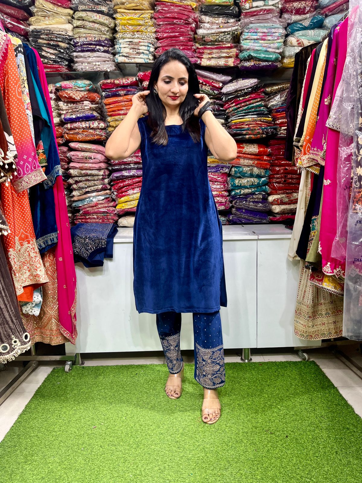 Dark Navy Woollen Long length Coord set With Beautiful Printed Shrug - Image 4