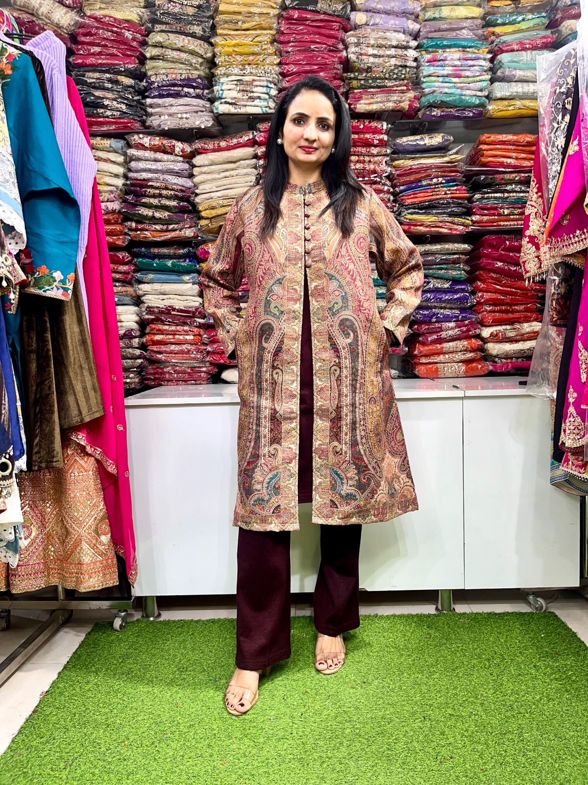 Designer Kani Jamawar Coord Set - Image 5