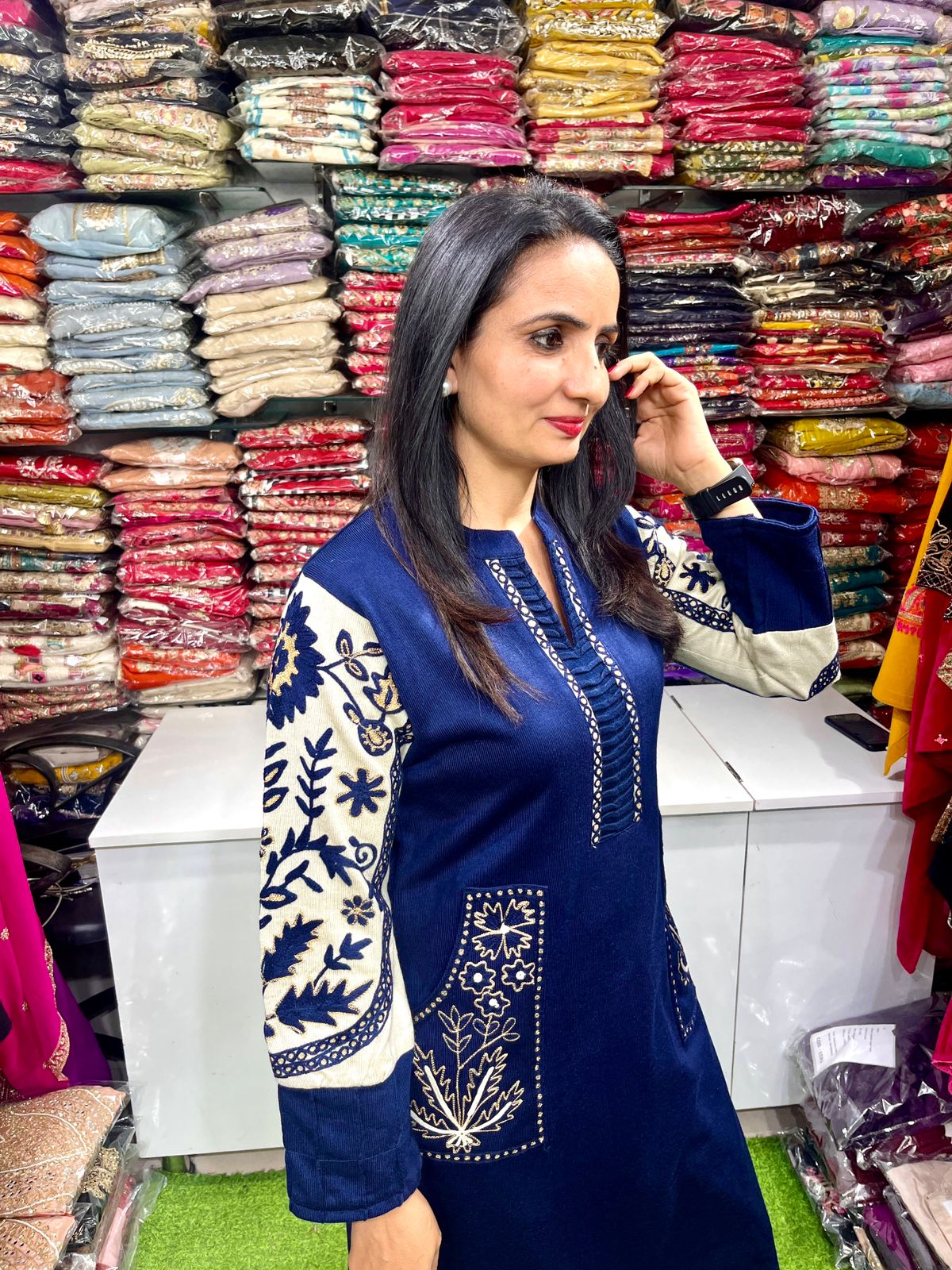 Designer Knitted Wool Coord set with Zari embroidery - Image 2