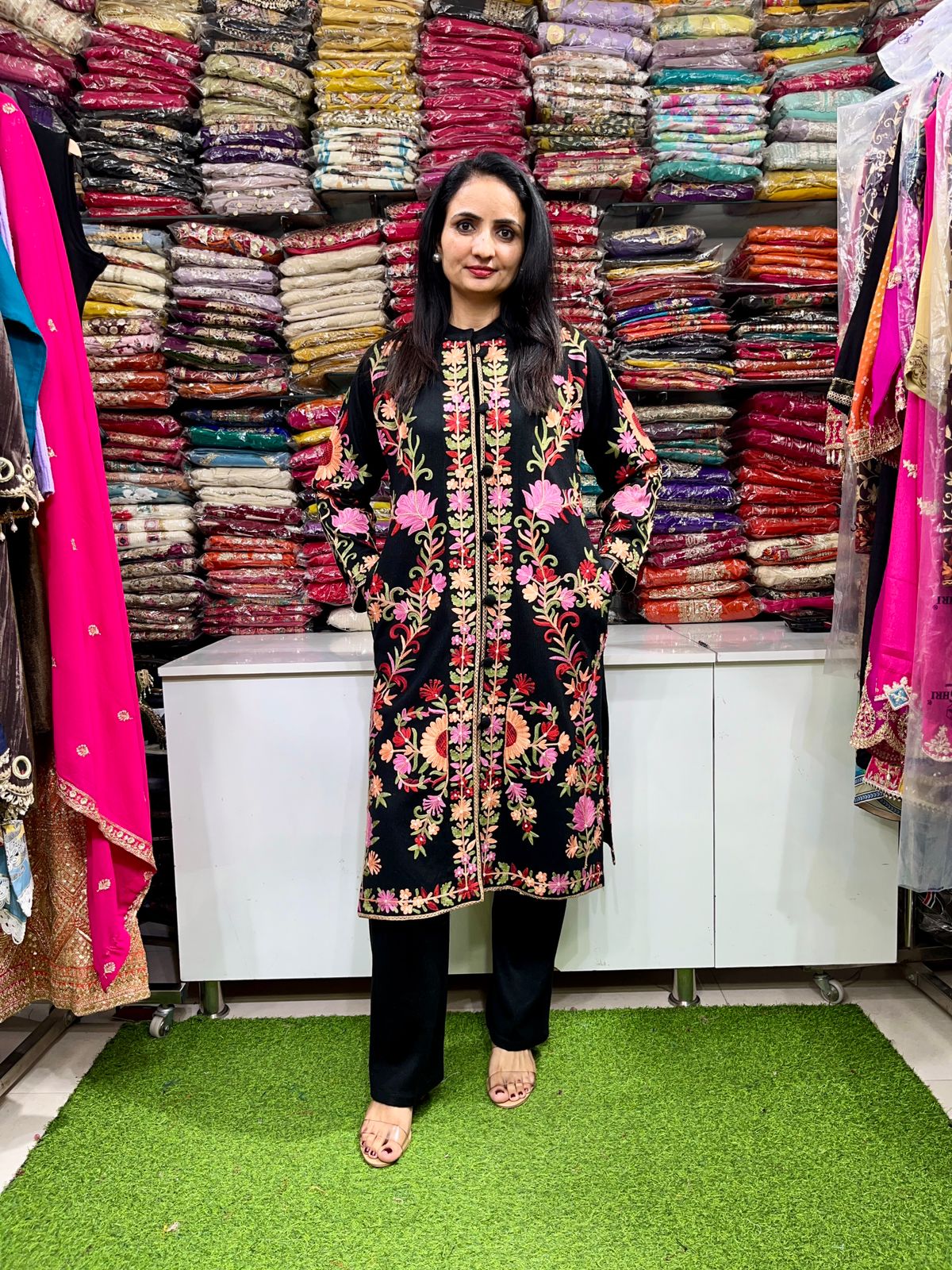 Designer Woolen Kashmiri Embroidered Coord Set - Image 3