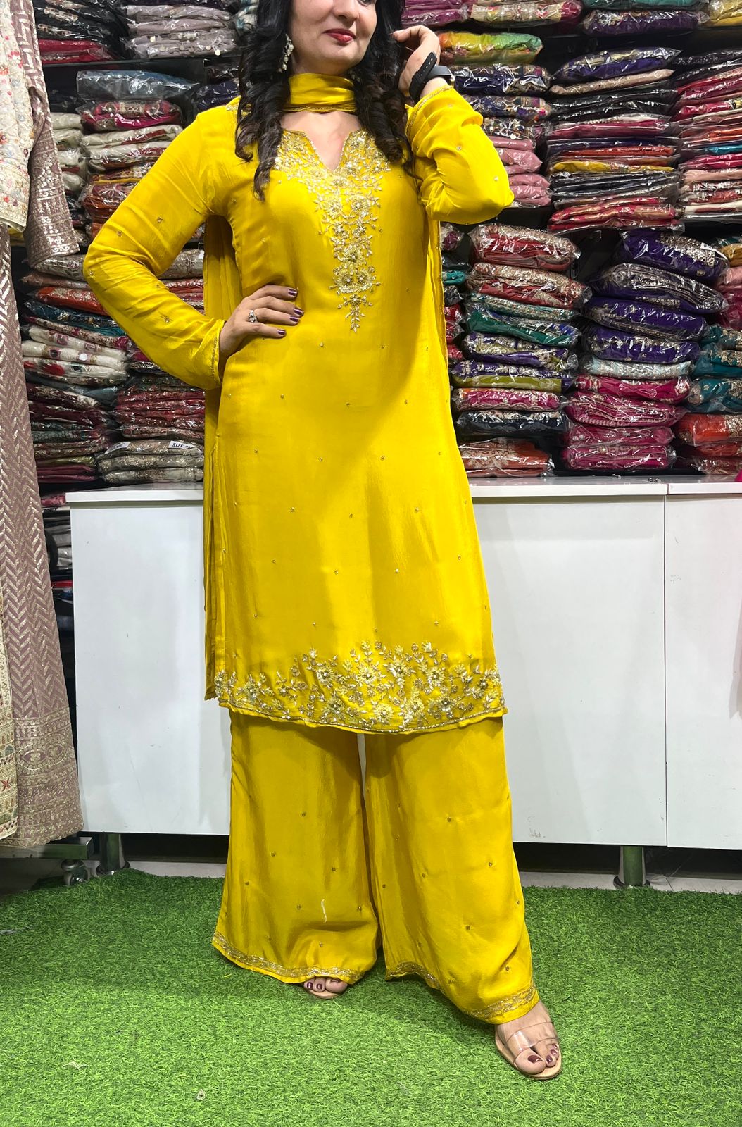 Pure Chinon Hand Embroidered Suit Set - Image 3