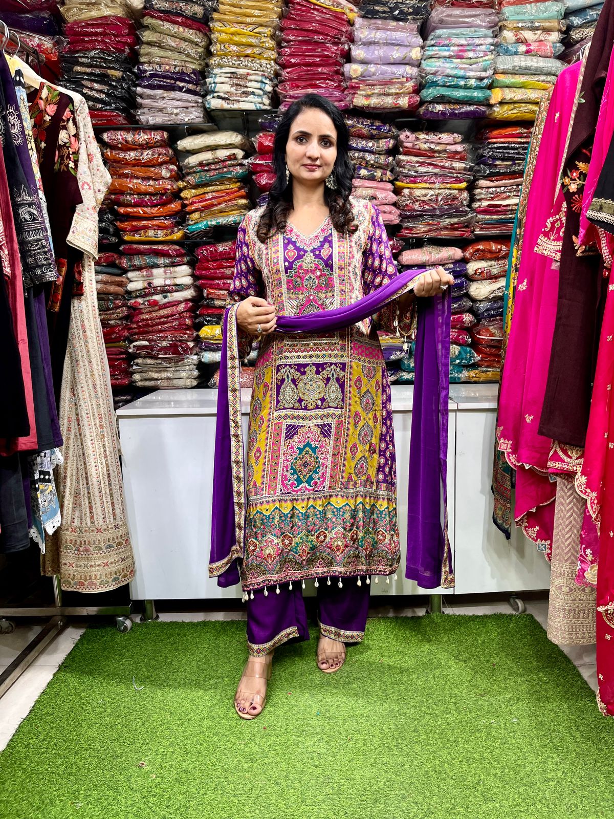 Pure Crape C Cut Digital Print Suit Set - Image 2