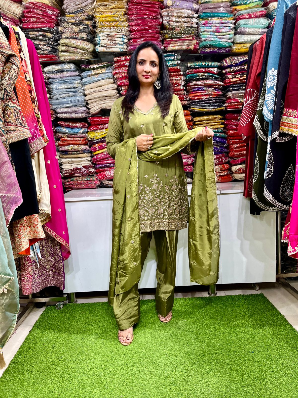 Pure Crape Farsi Salwar Suit - Image 4