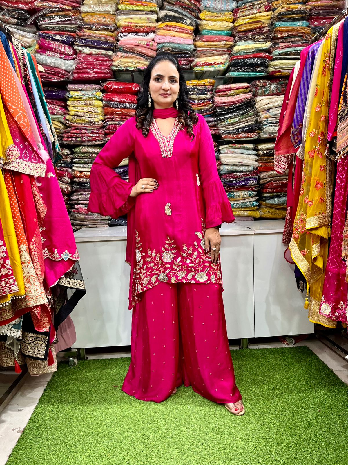 Pure Crape Four Peice Designer Hand Embroidered Suit Set - Image 4