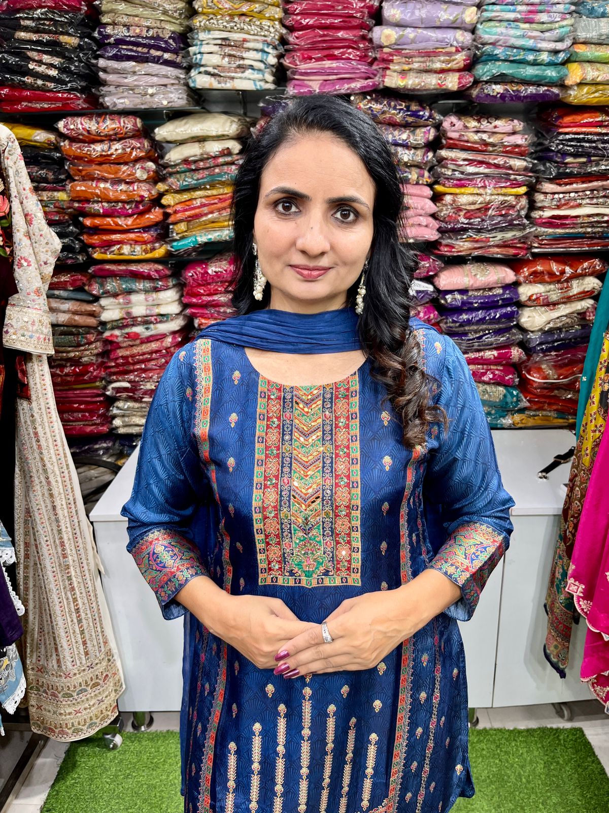 Silk Minakari Weaving with Hand Embroidery - Image 3