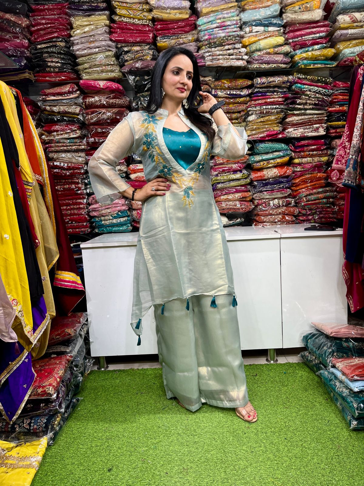 Designer Three Piece Set - Image 2