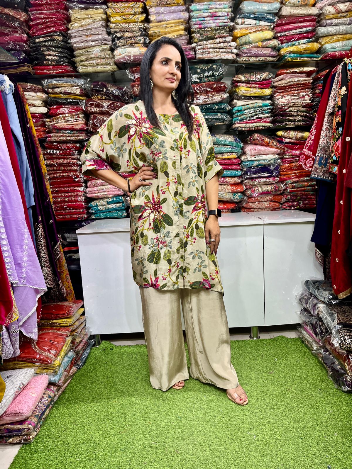 Pure Crape Designer Hand Embroidered Coord Set - Image 3