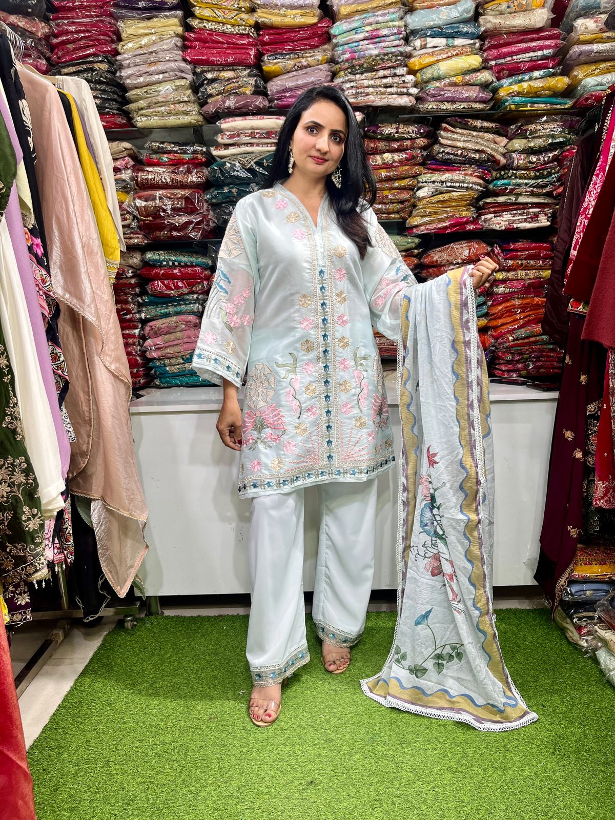 Designer Pakistani Suit Set - Image 2