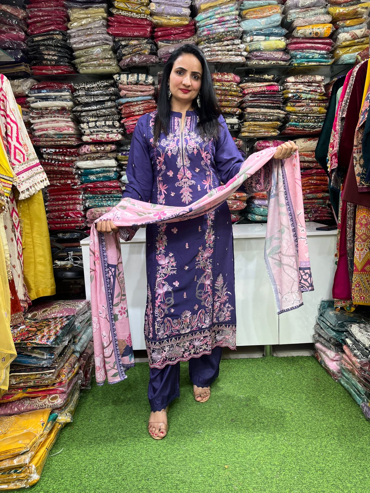 Designer Purple Pakistani Suit Set - Image 7