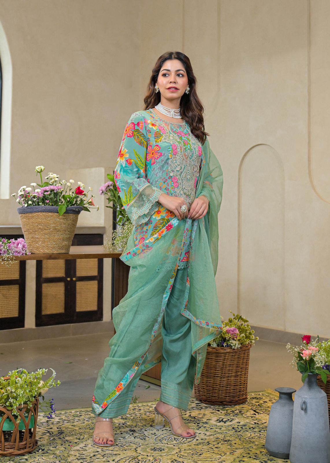 Pure Crape Designer Pakistani Style Farsi Salwar Set - Image 7
