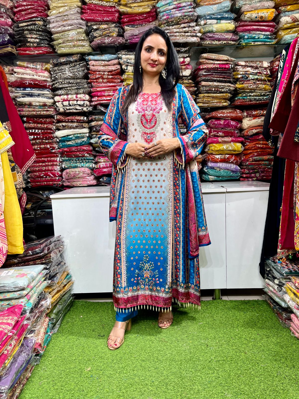 Pure Crape Designer Suit Set - Image 5