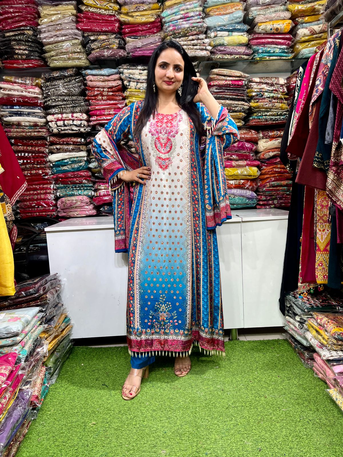 Pure Crape Designer Suit Set - Image 4