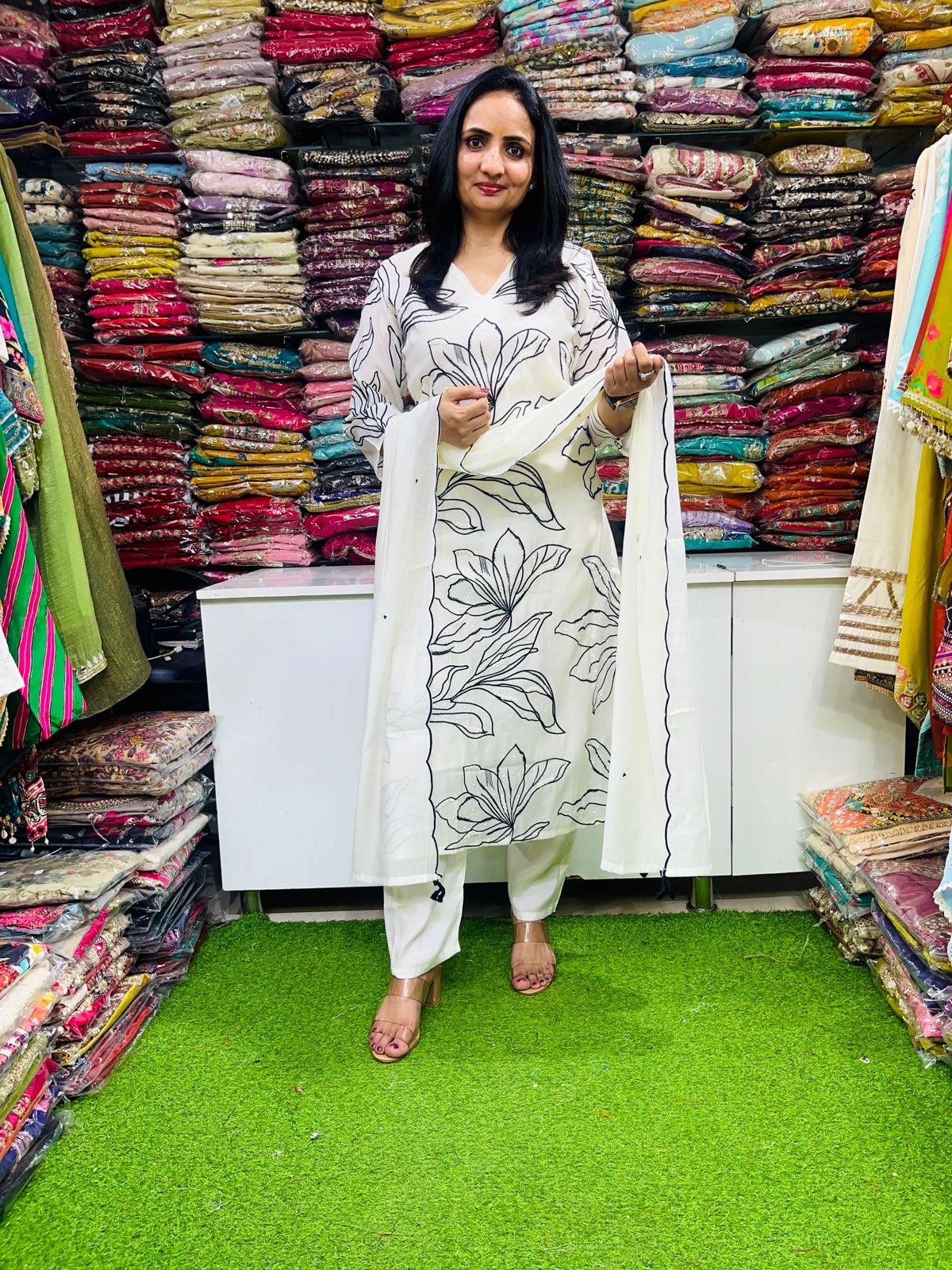 Beautiful Fully Embroidered Muslin Cotton Formal Suit Set - Image 4