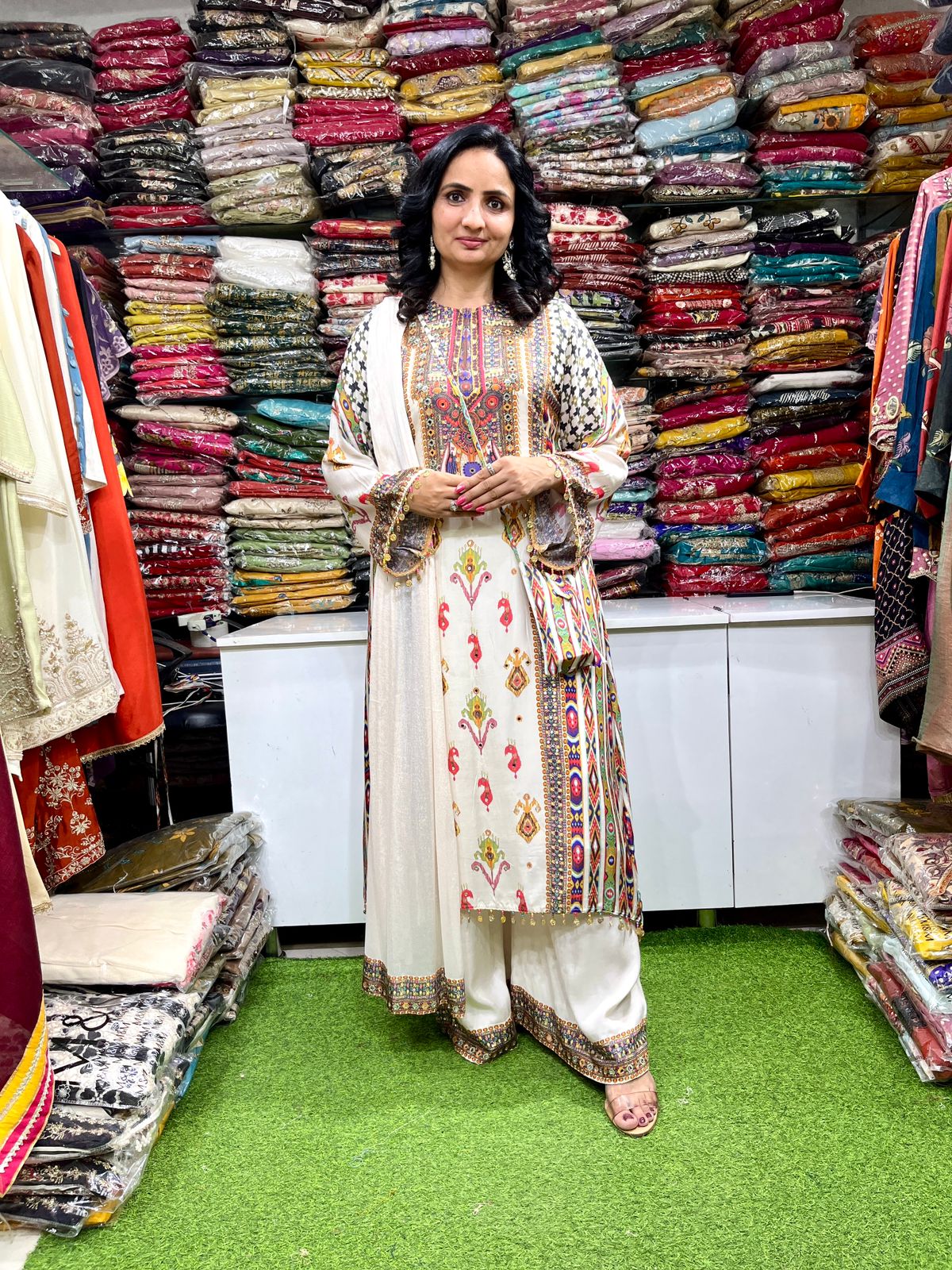 Designer Muslin Suit Set - Image 2