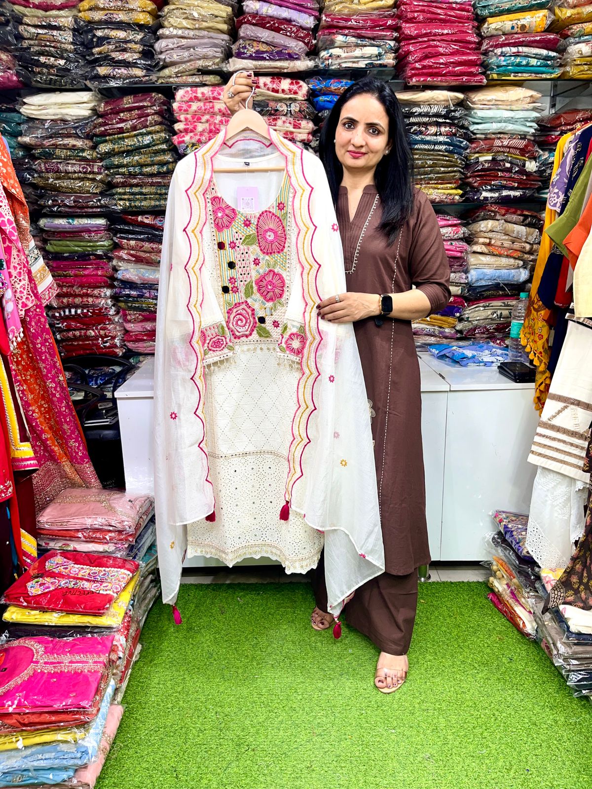 Designer Pure Mal Cotton Hakuba Embroidered Suit Se