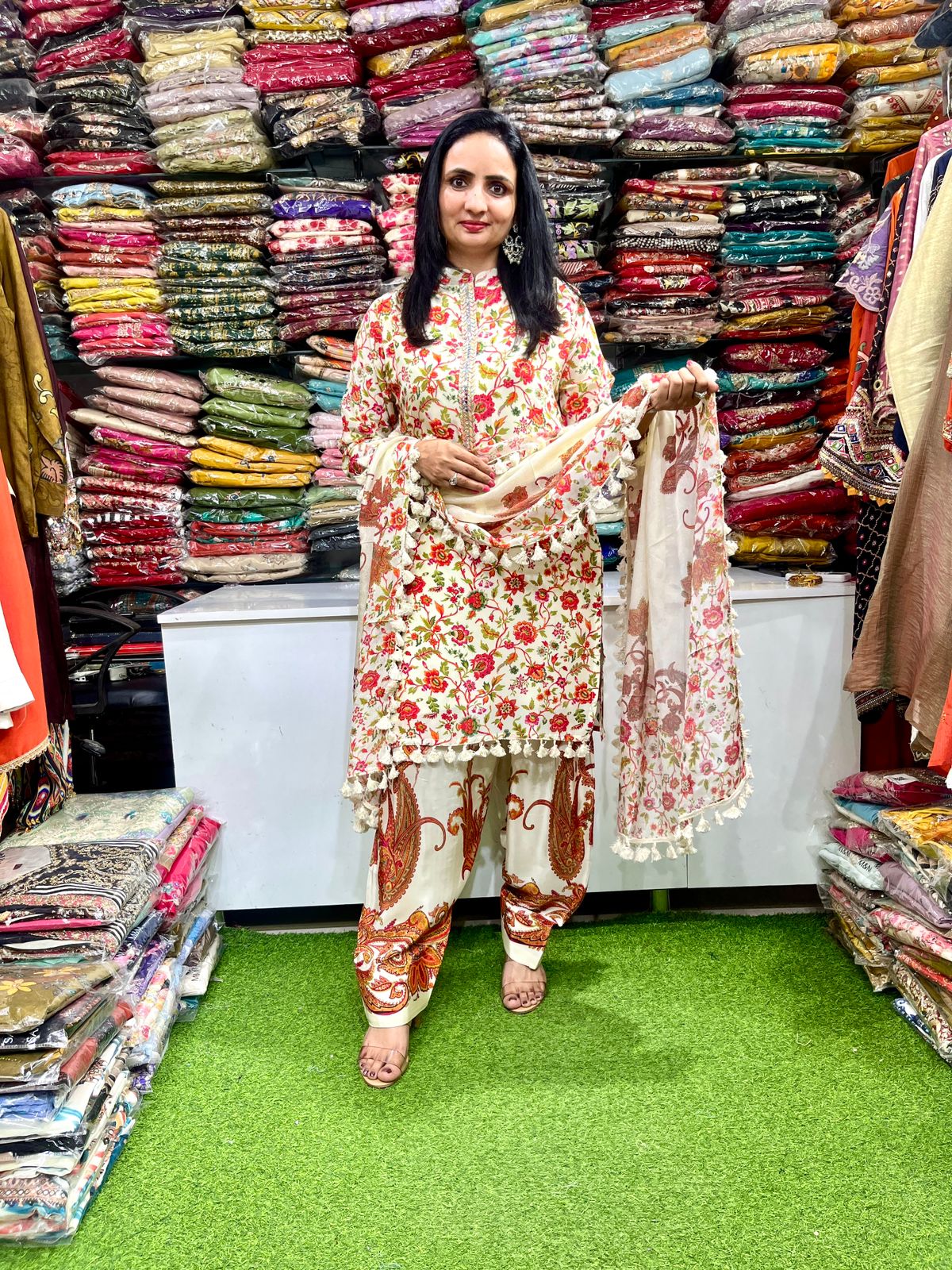 Pure Crape Farshi Suit Set - Image 6