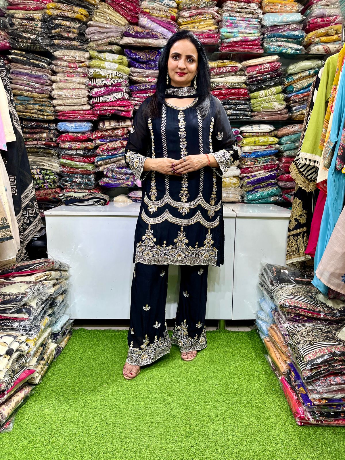 Pure Chinon Hand Embroidered Suit Set