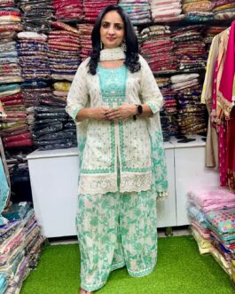 Designer Divider Suit Set