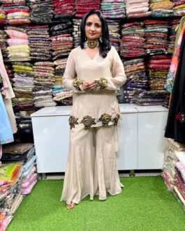 Designer Roses Suit Set