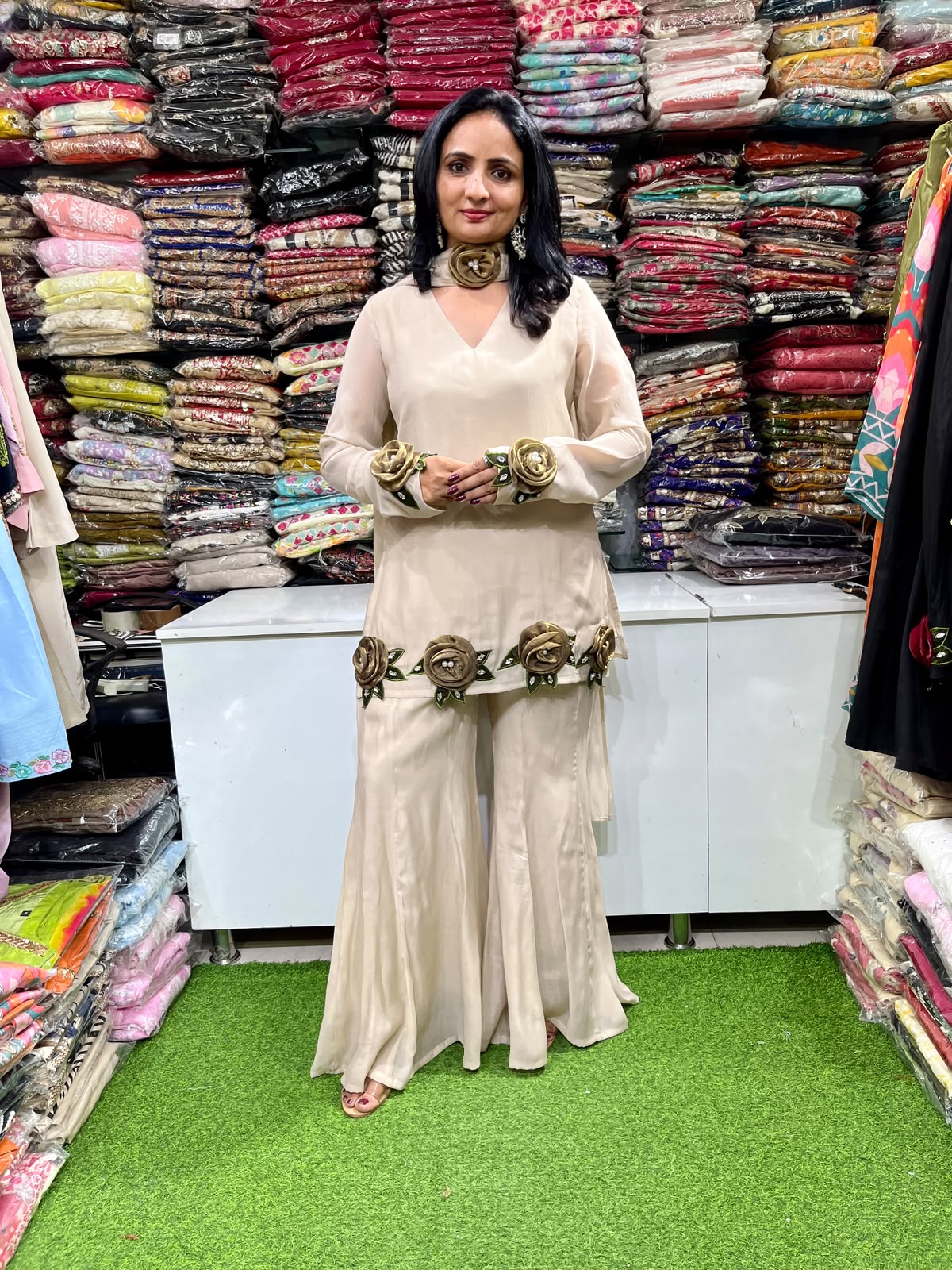Designer Roses Suit Set