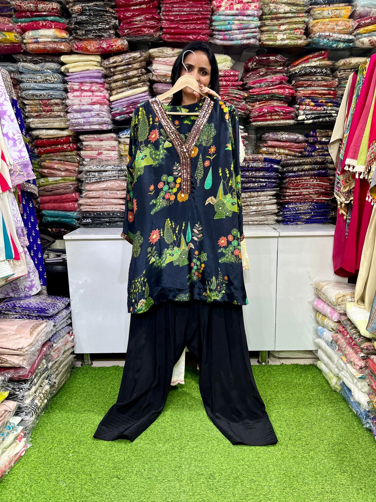 Digital Print Pure Crape Coord with Hand Embellishment on Neck paired with Farshi